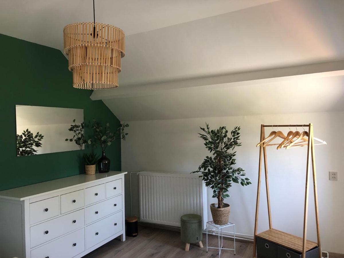 Huisje Op Den Diek Sint Kruis Luaran gambar